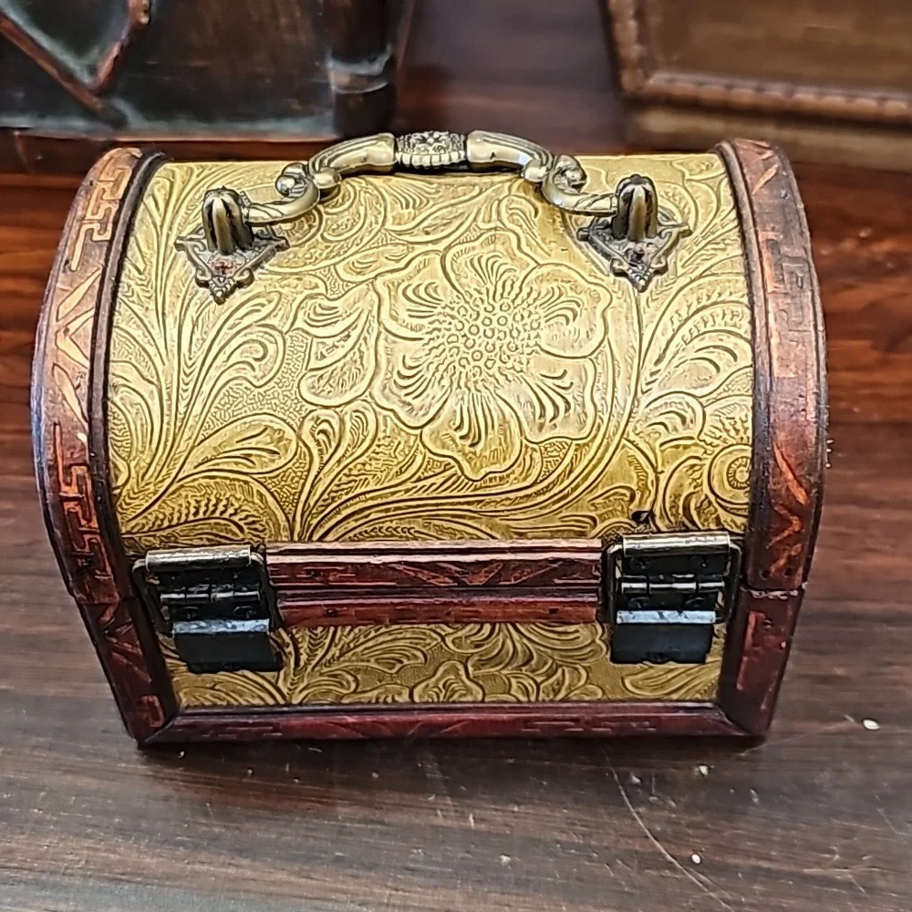 3 vintage wooden boxes with metal hinges and latch closures trinket storage - Picture 8 of 16